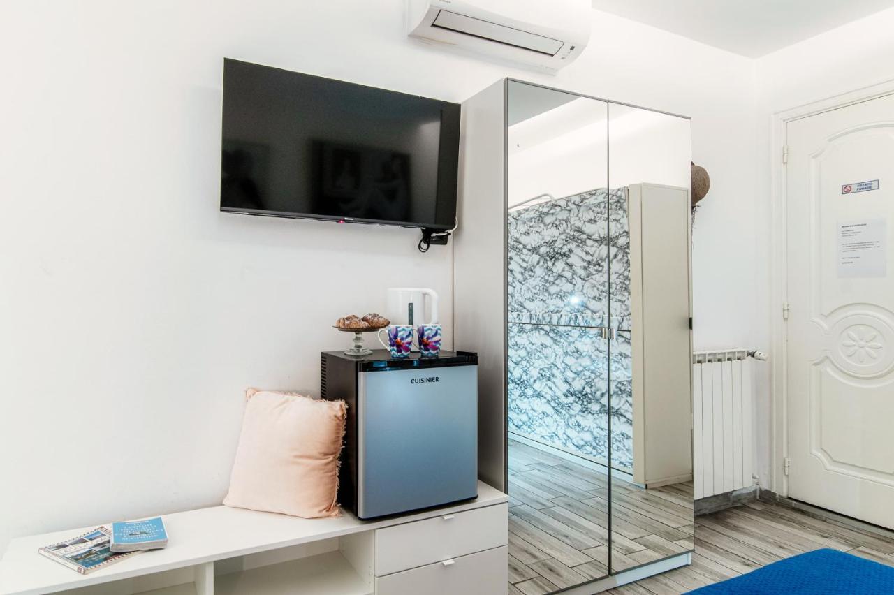 Joivy Al Duomo Guest House 科莫 外观 照片