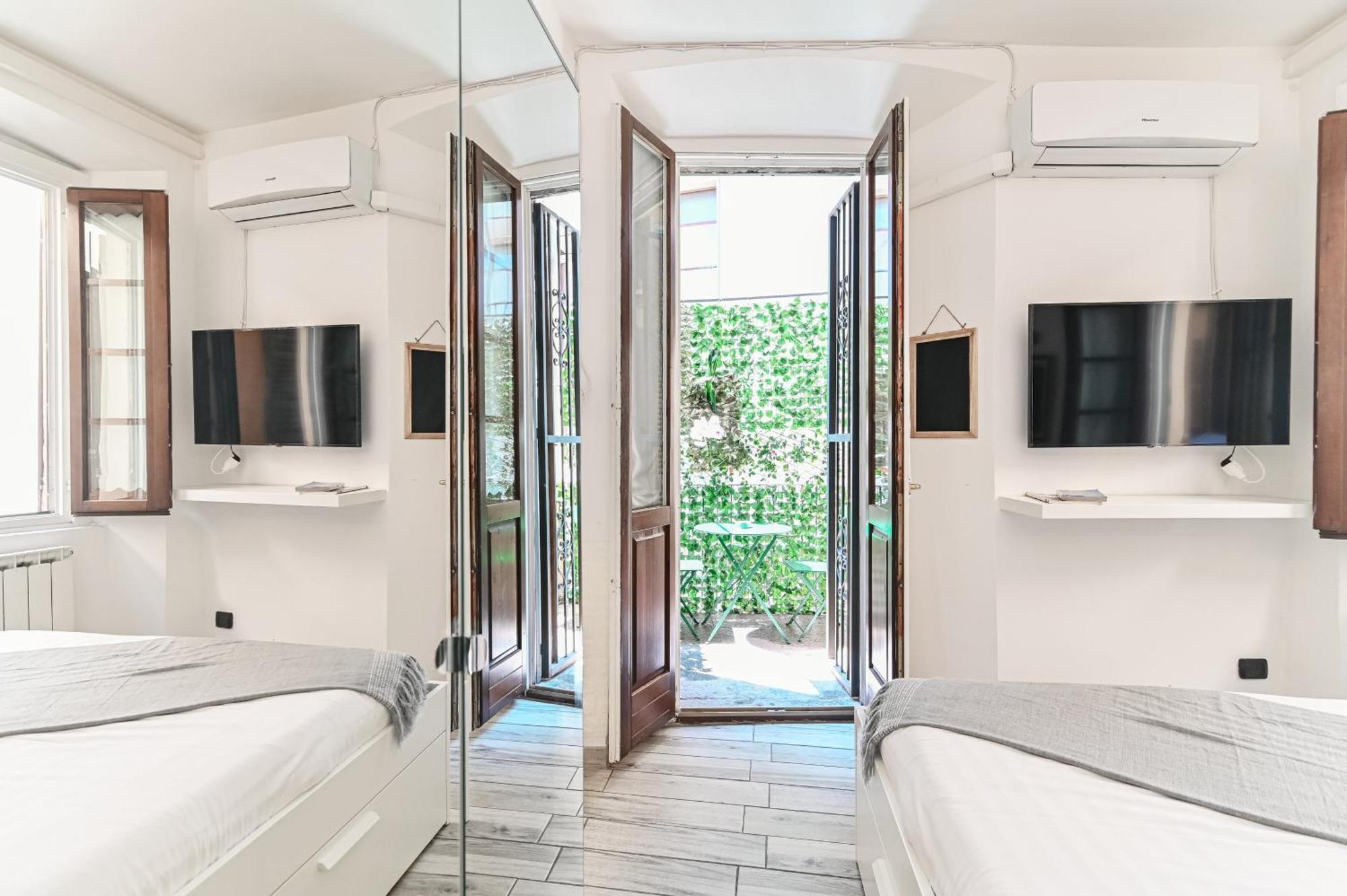 Joivy Al Duomo Guest House 科莫 外观 照片