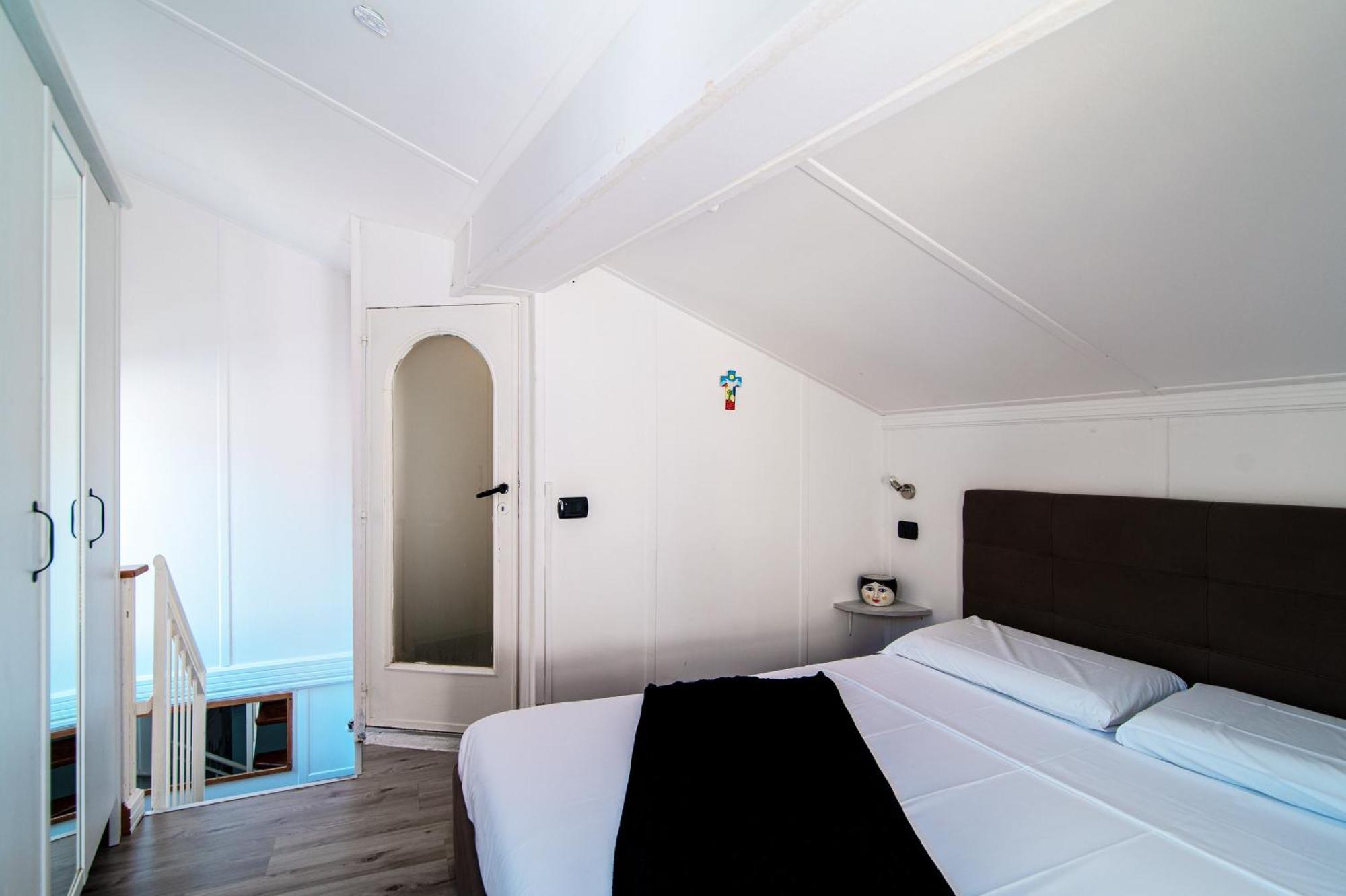 Joivy Al Duomo Guest House 科莫 外观 照片
